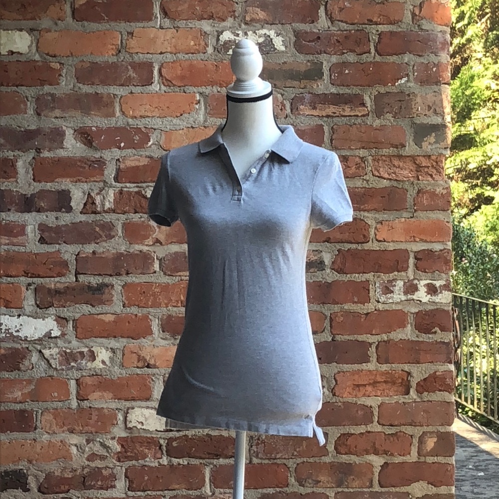 American Eagle shirt size M